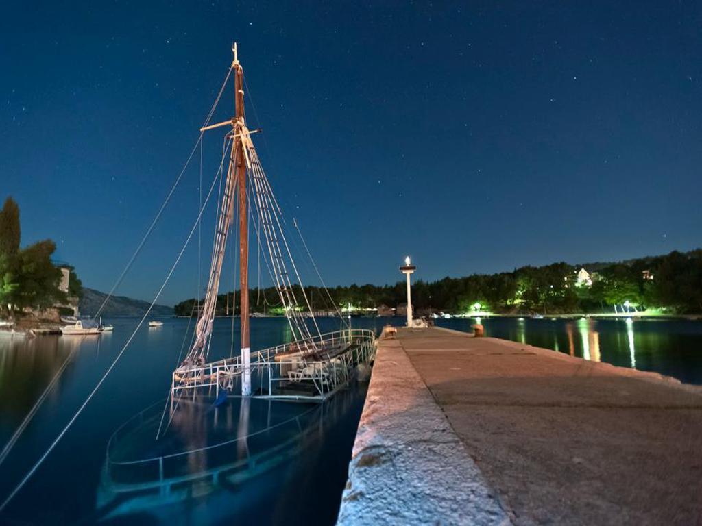 Apartments Srhoj Stari Grad  Dış mekan fotoğraf