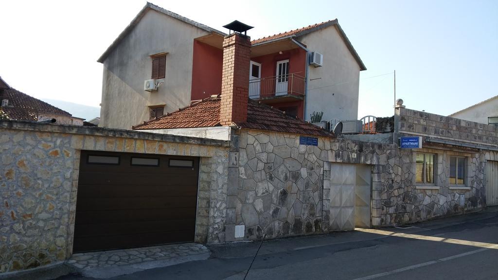 Apartments Srhoj Stari Grad  Dış mekan fotoğraf