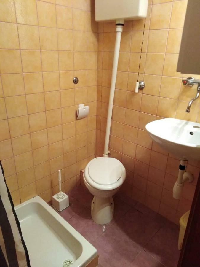 Apartments Srhoj Stari Grad  Dış mekan fotoğraf